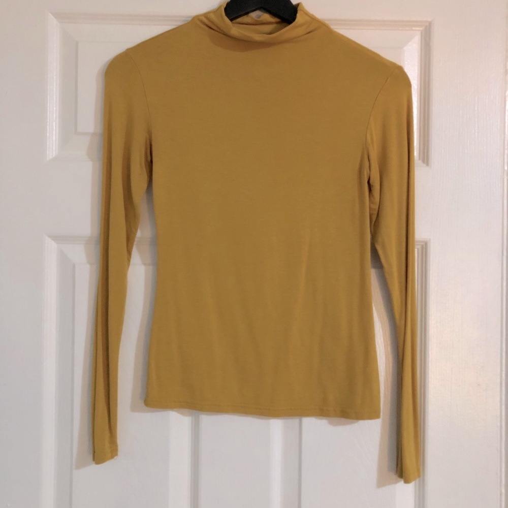 Dynamite essential long sleeve turtleneck